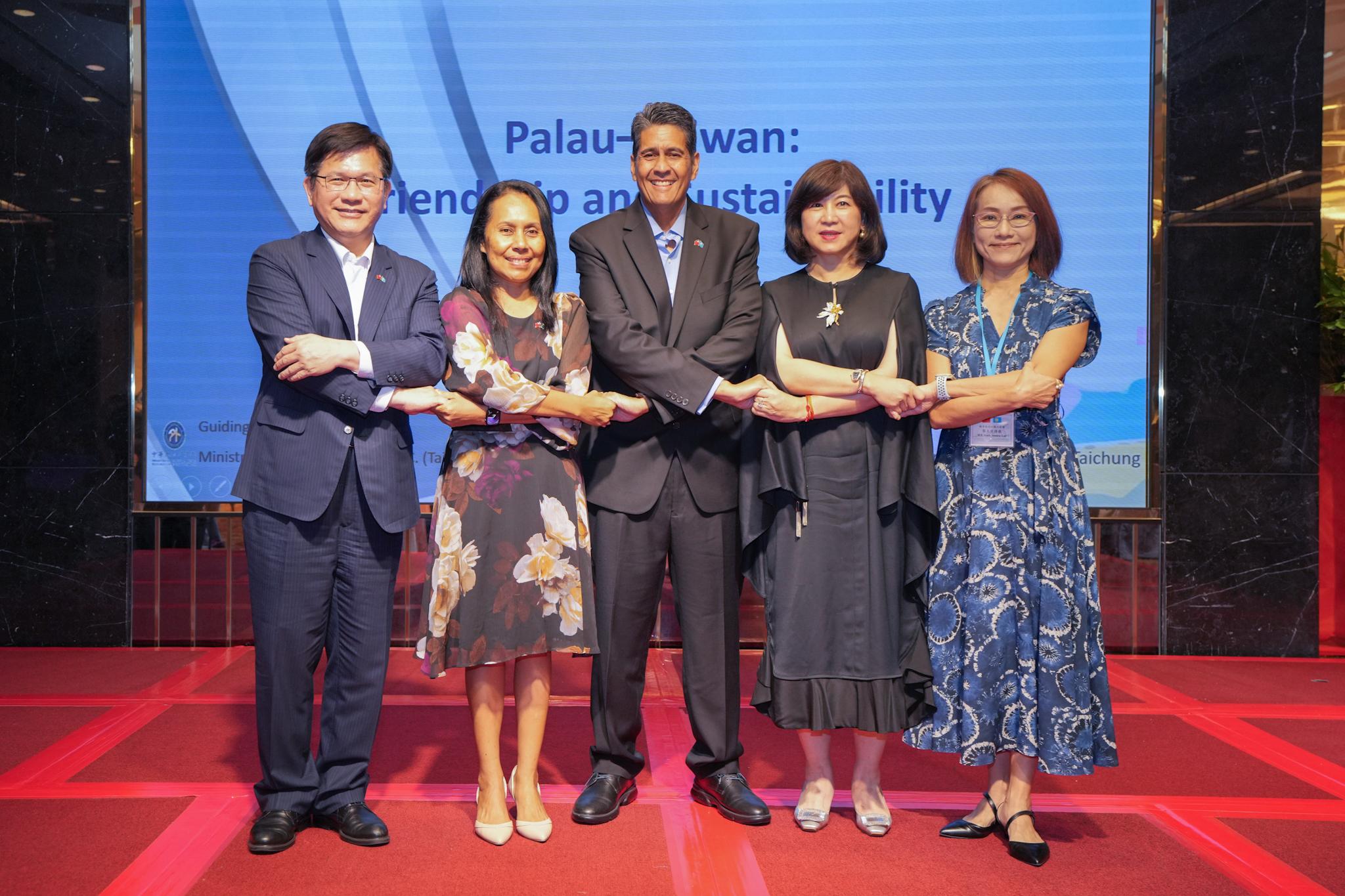 Dr. Liao Tzu-Chen hosted President Surangel S. Whipps Jr., First Lady Valerie Whipps, and a delegation from Palau, along with Taiwan&#039;s MOFA Minister Lin Chia-lung, for a special dinner in Taichung, Taiwan on May 21. Photos courtesy Taiwan Government