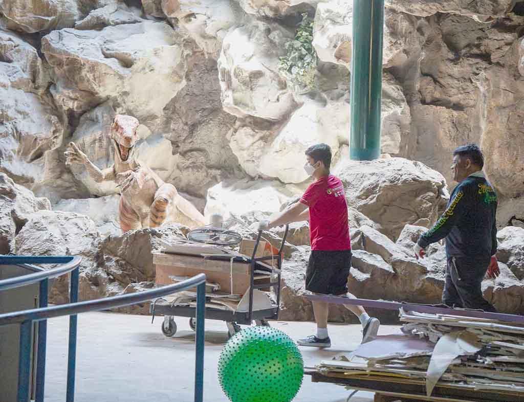 The Funtastic Park, Island King Imports struggle as visitor numbers fall and costs rise